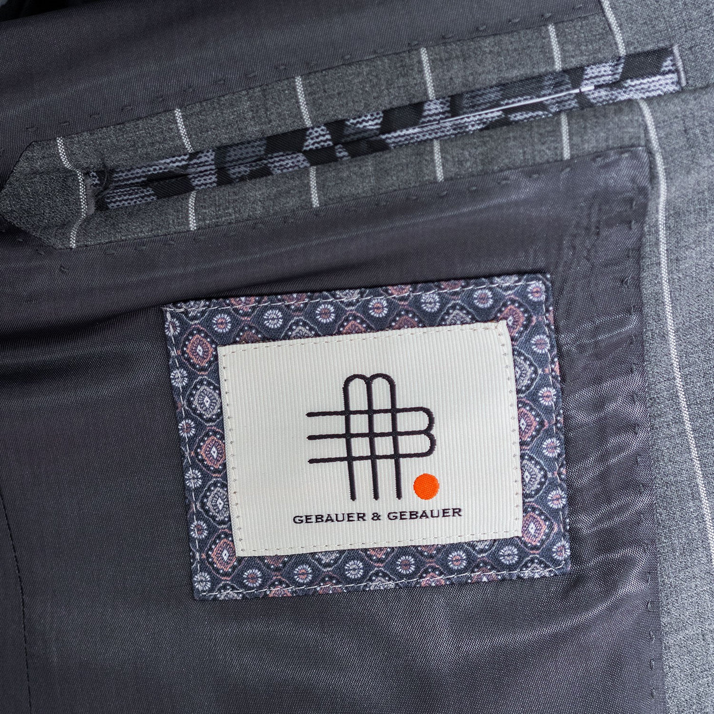 Der Exclusive Nadelstreifen Anzug – Marc Gebauer 