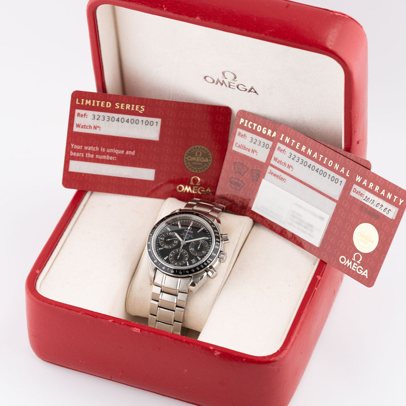 Speedmaster Date Japan Limited Edition 2013 - 323.30.40.40.01.001